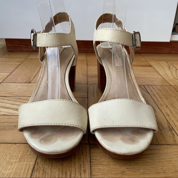 Frye & Co. Leather Double Strap Heeled Sandals - Picture 7 of 12